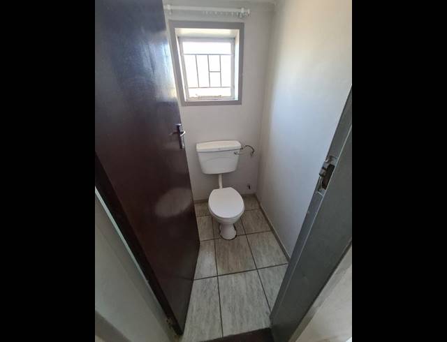 3 BEDROOM APARTMENT FOR SALE IN SASOLBURG CENTRAL